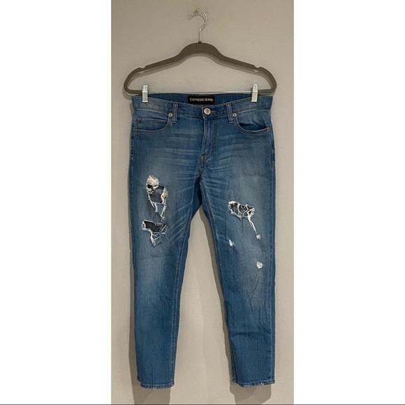 Express Denim - * LEAVING TODAY* Women’s Express Girlfriend jeans